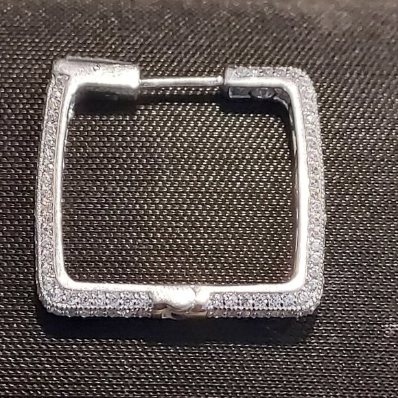 Suzy Lavian Sterling Square CZ earing (Single) - Picture 1 of 12